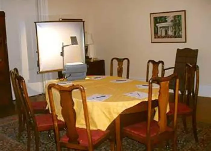 1842 Inn